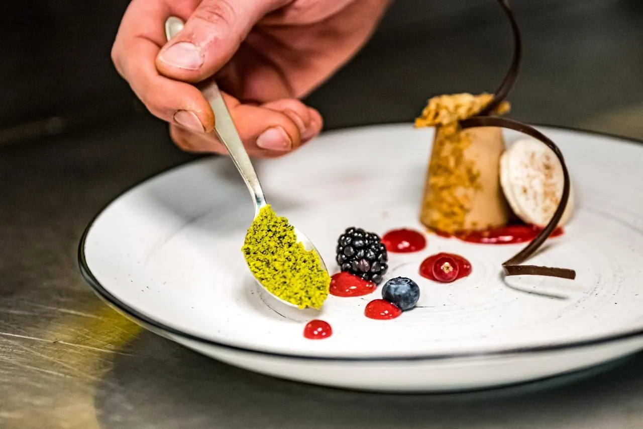 Hotel Alpina Soelden - Adults Only